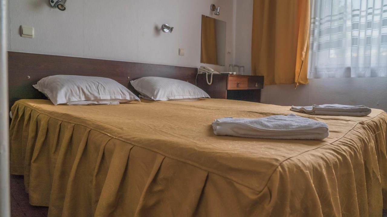 Park Hotel Persey Varna Exterior photo