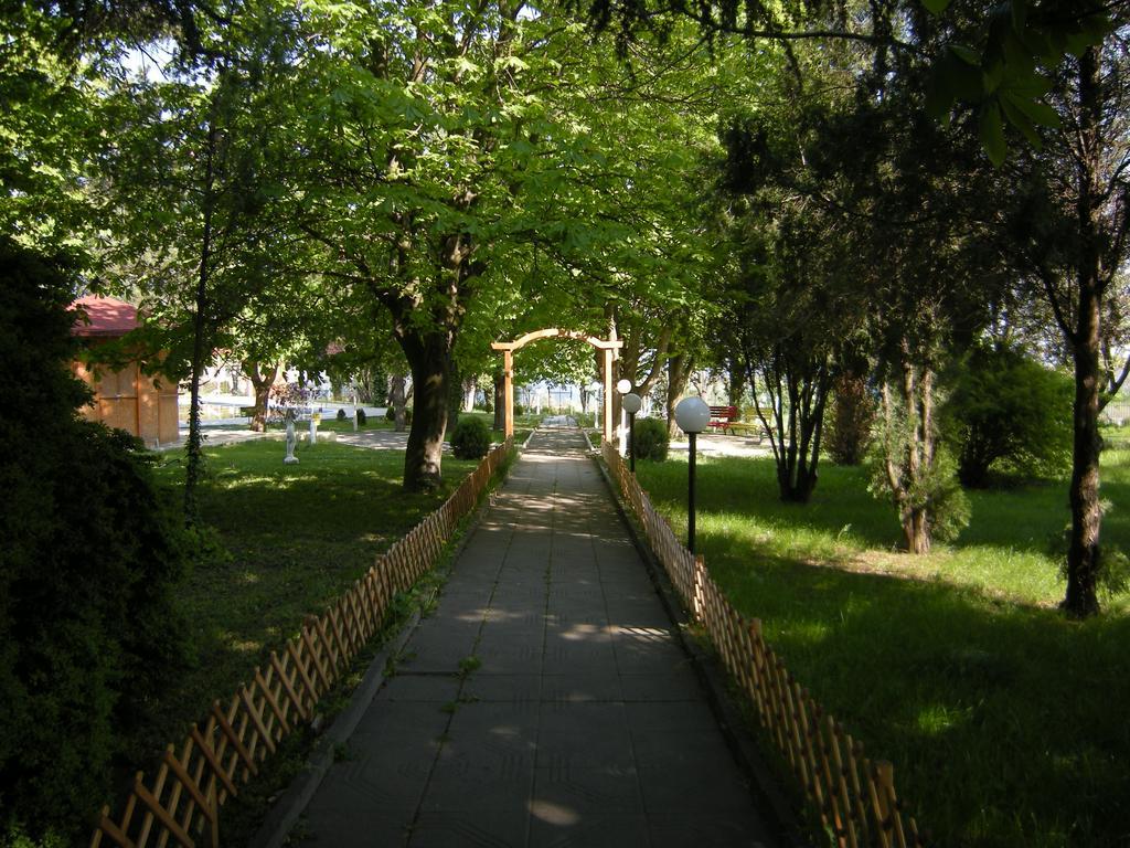Park Hotel Persey Varna Exterior photo